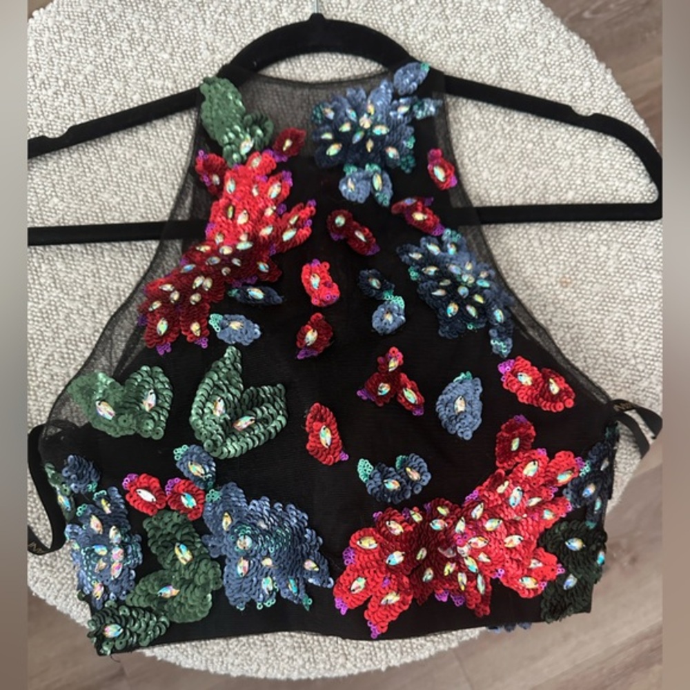 JOVANI sequin top